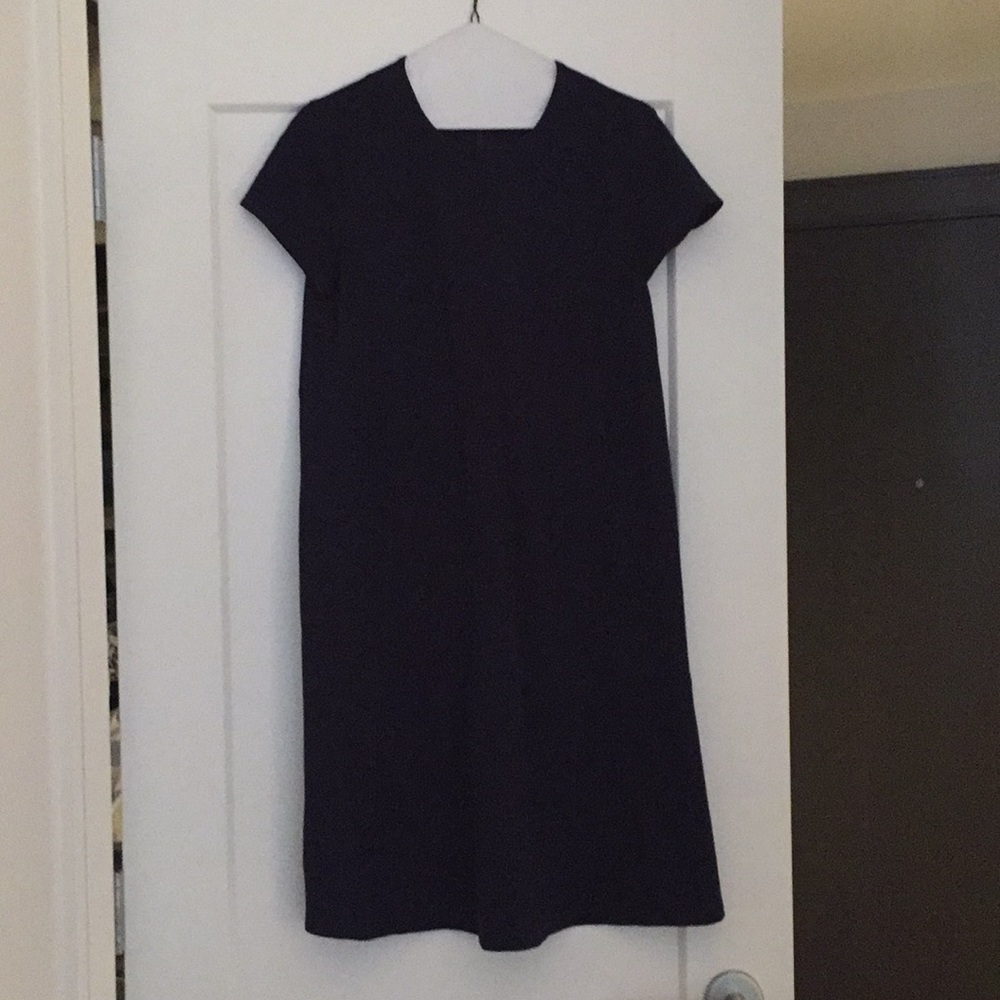 JMcLaughlin work dress. Comfortable and stretchy.